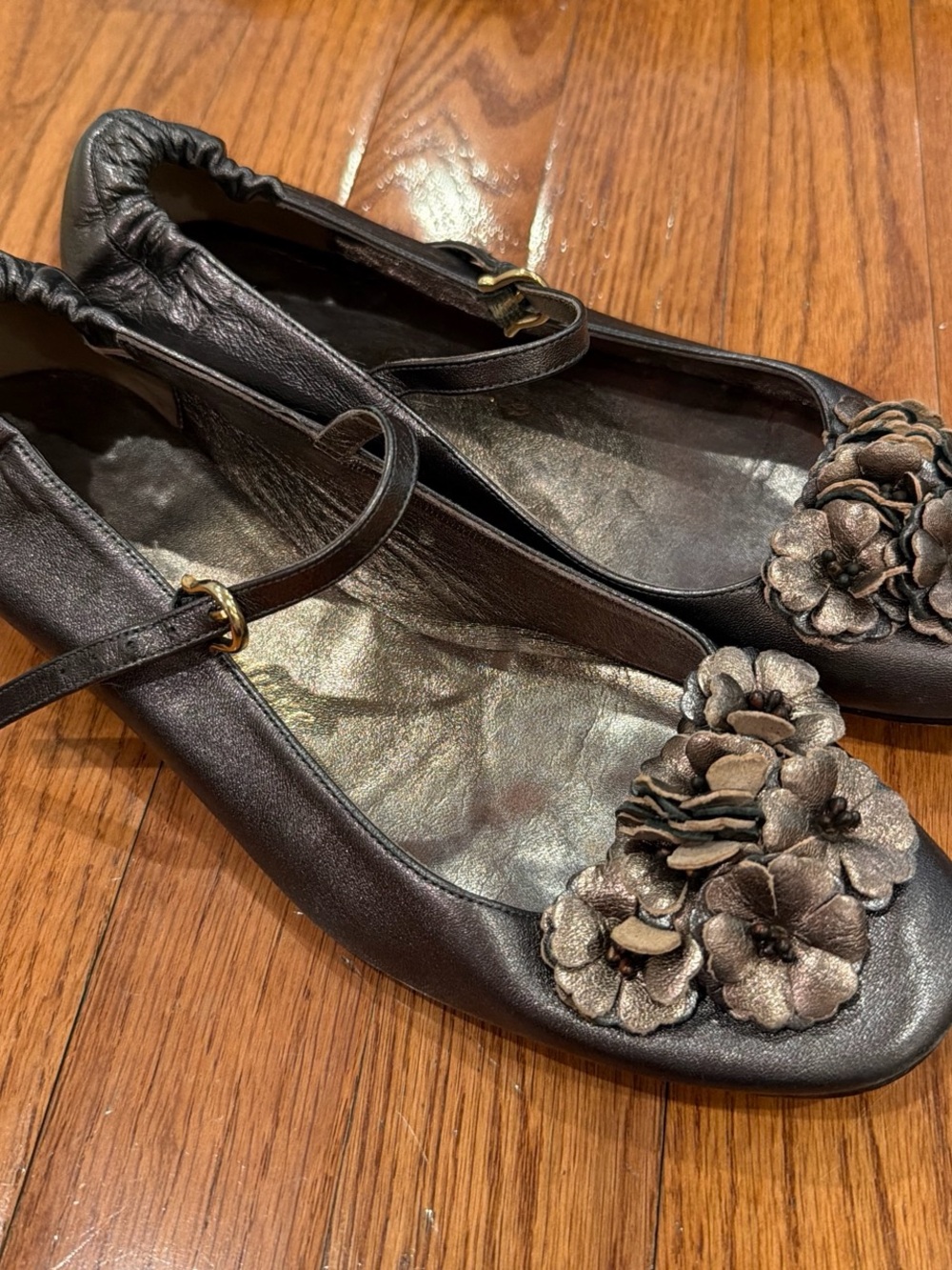 Juicy Couture Metallic Brown Floral Mary Jane Flats